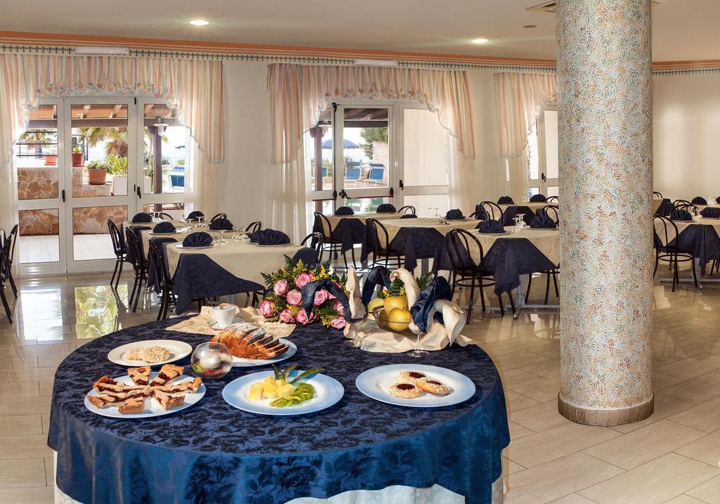 Hotel Alizé Santa Cesarea Terme Kültér fotó
