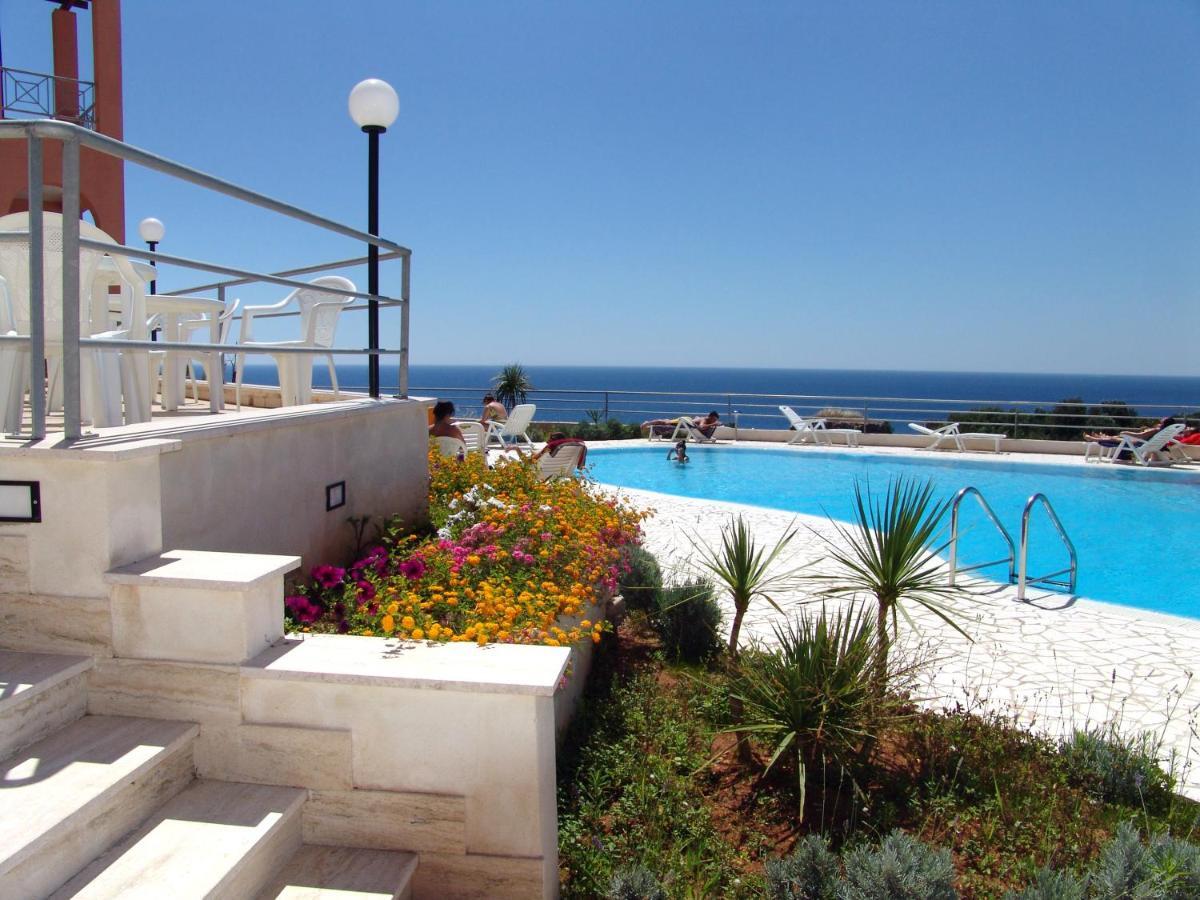 Hotel Alizé Santa Cesarea Terme Kültér fotó